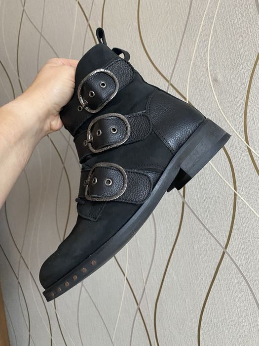 Botki czarne  skóra Gino Rossi