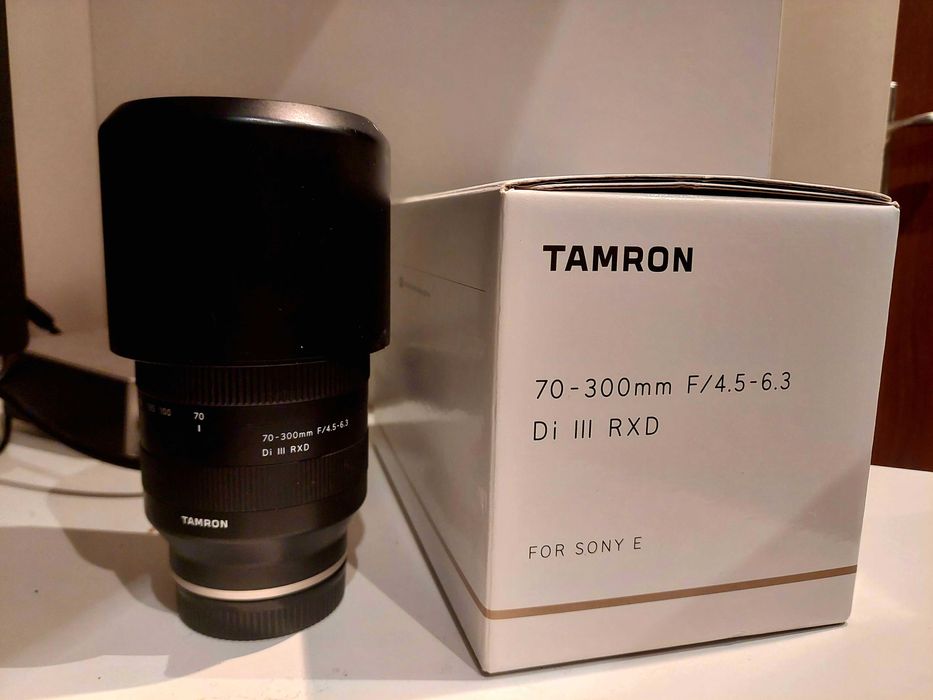 Obiektyw Tamron 70-300mm f/4.5-6.3 Di III RXD Sony FE