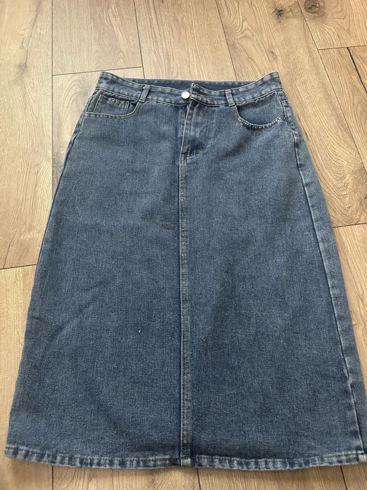 Жіноча джинсова спідниця