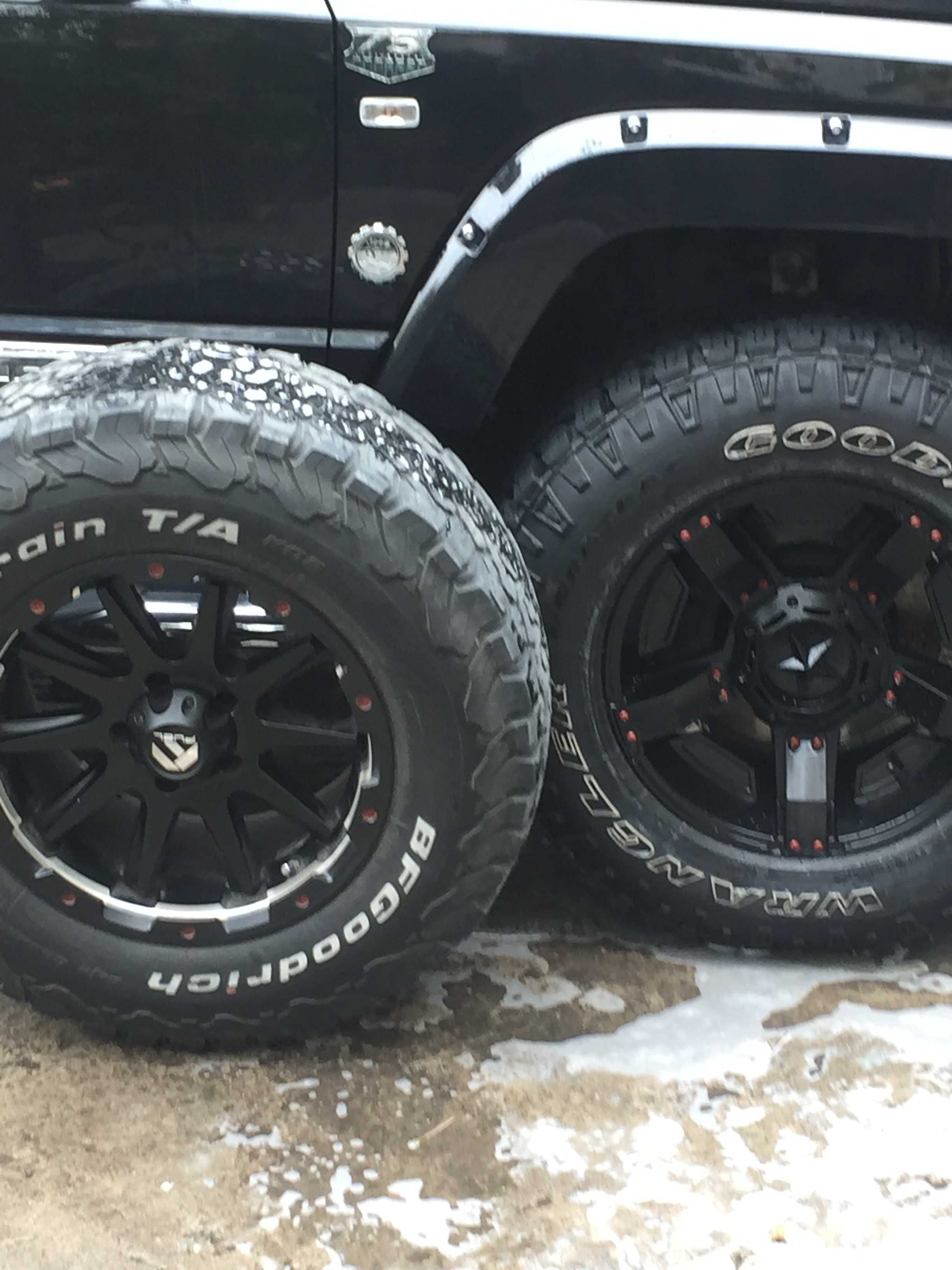 JEEP Диски 5×127 R17 ET43.44 DIA71.6 ШИНЫ 265\70\R17 ПРОТЕКТОР 10-11мм