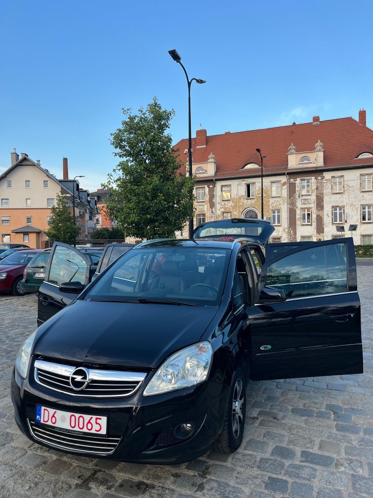 Opel Zafira B 1.8 бен/газ 2008 свіжопригнана