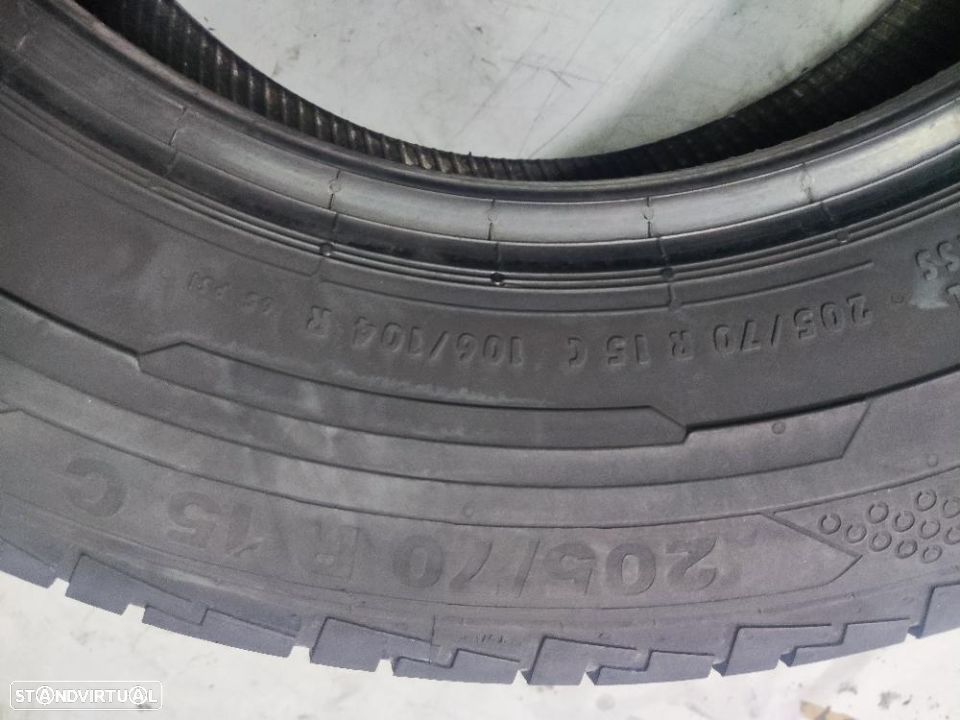 2 pneus semi novos 205-70r15 c - oferta dos portes 90 euros