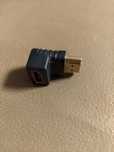 HDMI kątowy 90° do płaskich TV na ścianie
