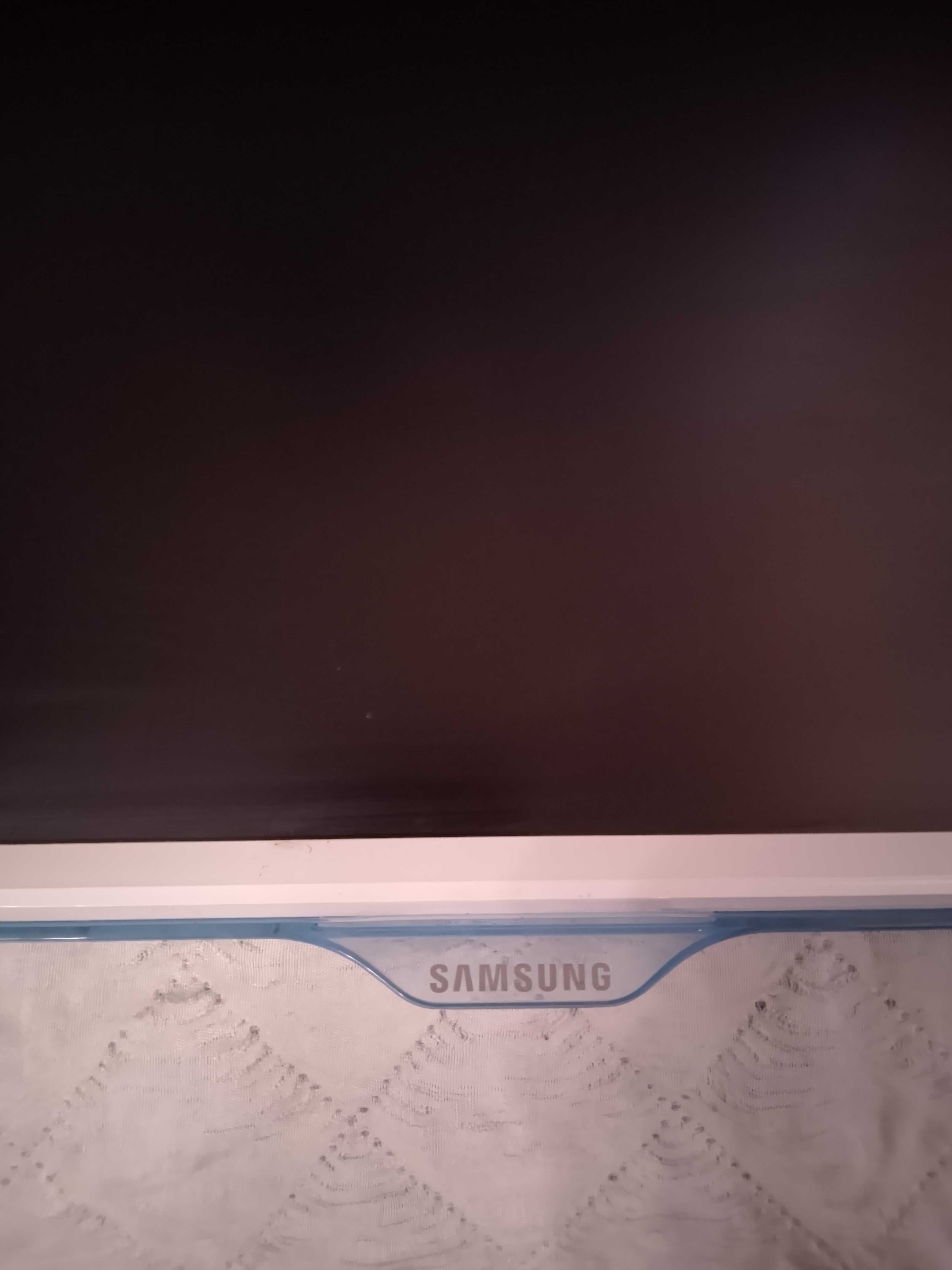 Монитор Samsung LS24E391HLO/CI диагональ 23,6