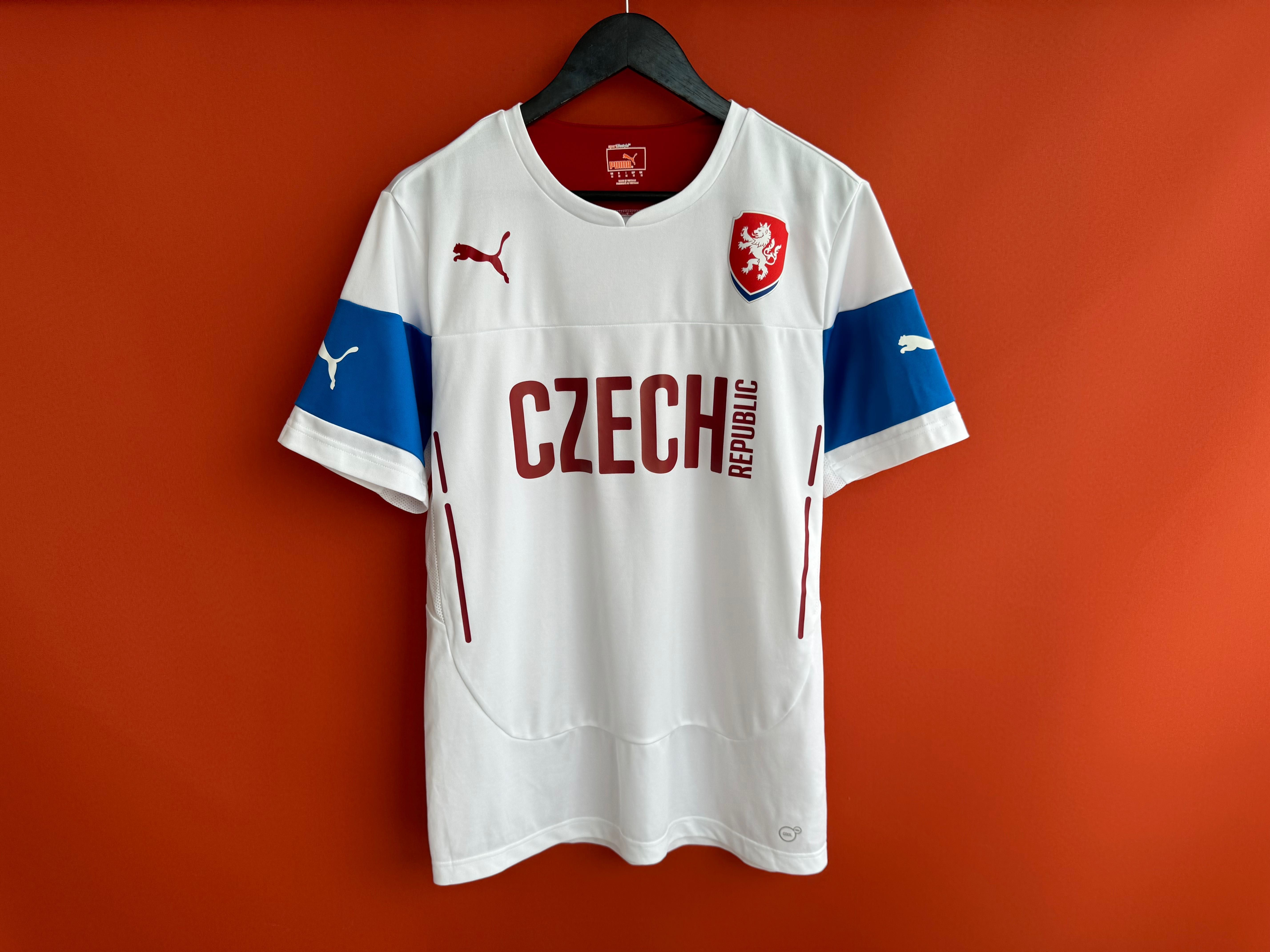 ??? Puma Czech Republic мужская футболка футбольная форма размер M Б У