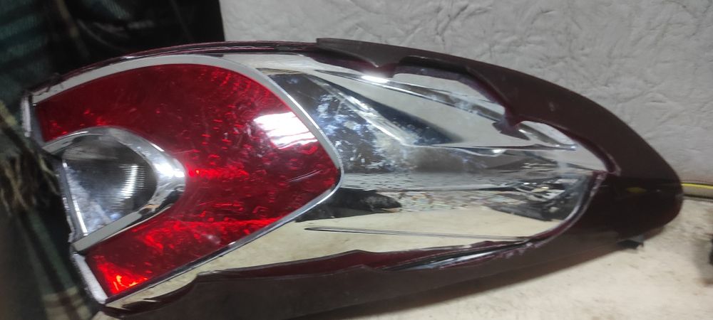 Рено Меган фары под реставрацию зеркальный элемент линзы  корректоры..