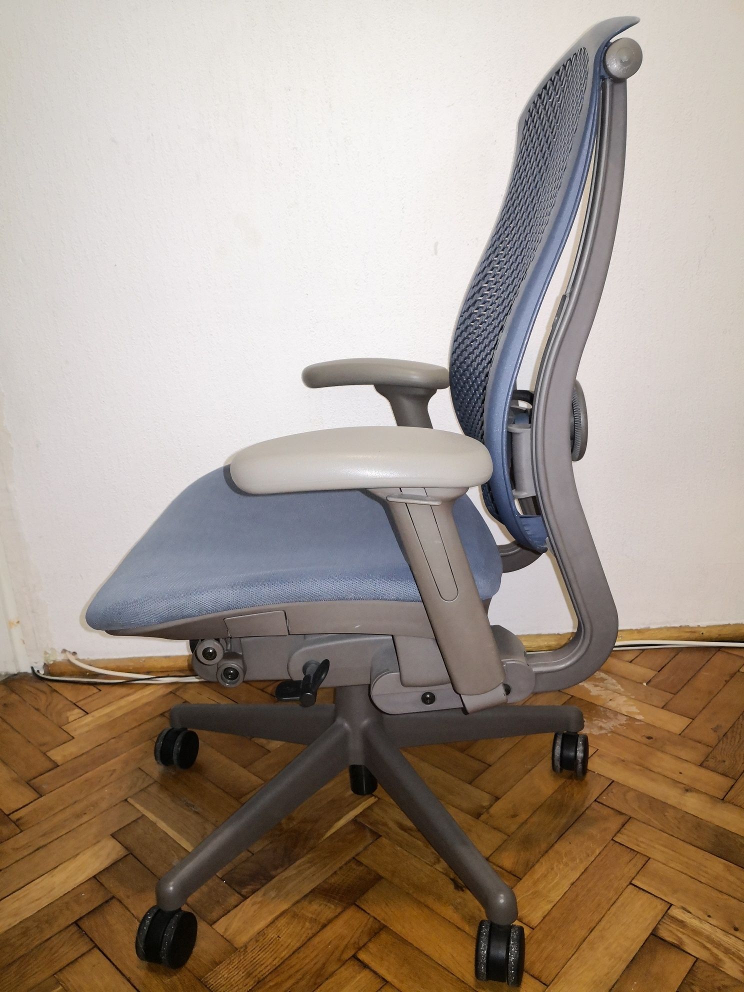 Krzesło biurowe Herman Miller Celle