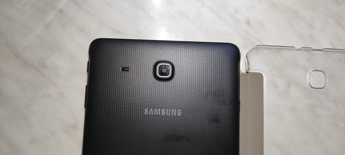 Samsung Galaxy Tab E 9.6" 8Gb 3G Black