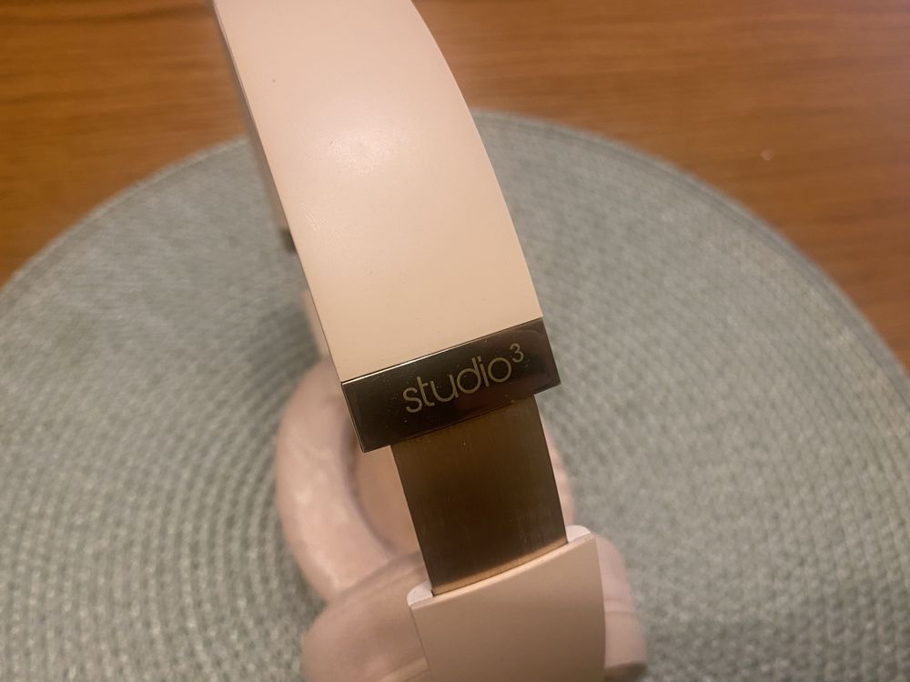 Beats Studio 3 Weirless Desert Sand