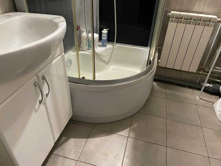 Продается  добротный дом с красного кирпича