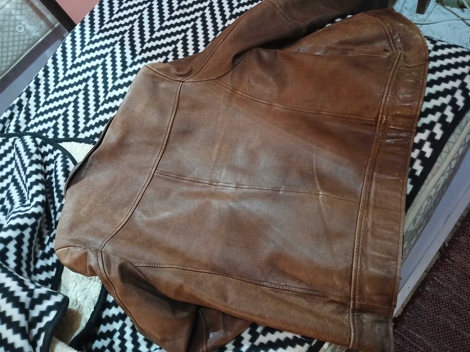 Casaco em pele verdadeira