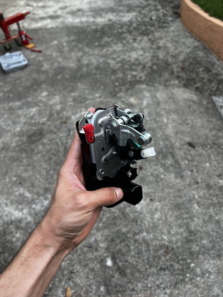 Fecho motor porta jeep grand cherokee 2005,2006,2007,2008,2009,2010