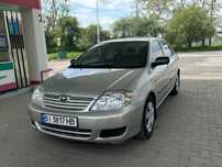 Toyota 2004 в ідеальному стані