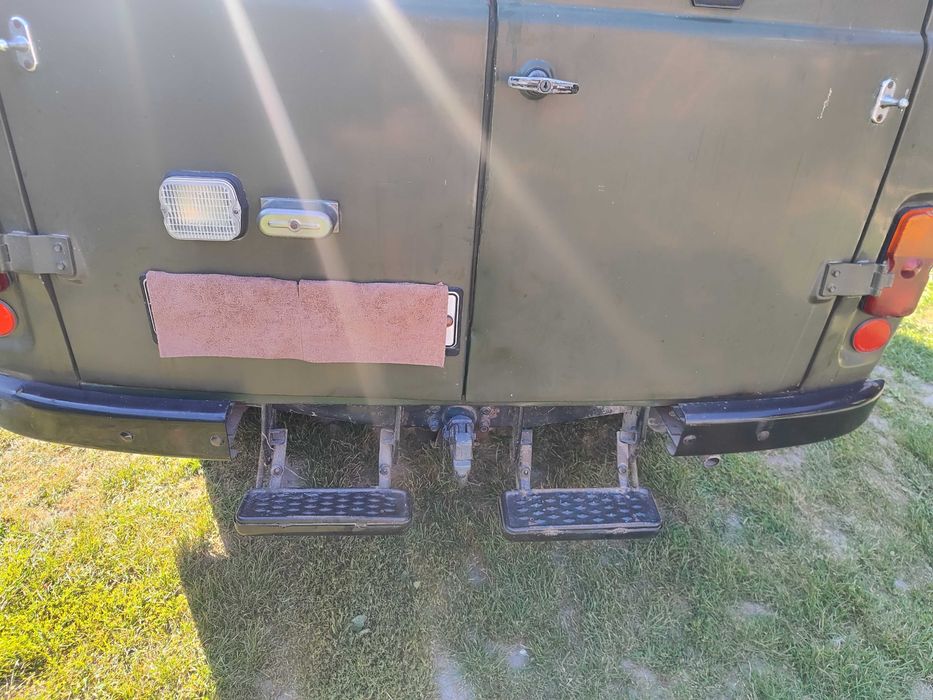 фургон малотонажний