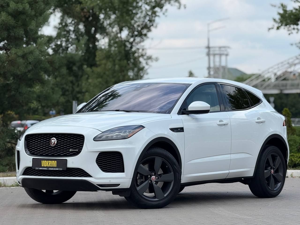 Jaguar E-Pace 2019 року, 2.0 бензин, AWD, автомат, пробіг 38 тис.км.