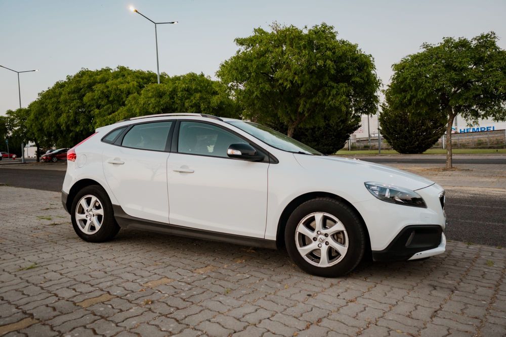 2017 Volvo v40 2.0 d2 business