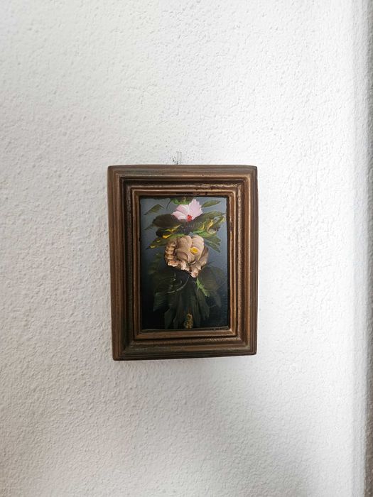 Par de quadros antigos pintados a óleo – flores em relevo