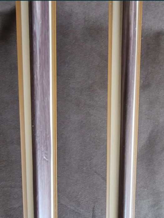 Пластикові кутики у відмінному стані