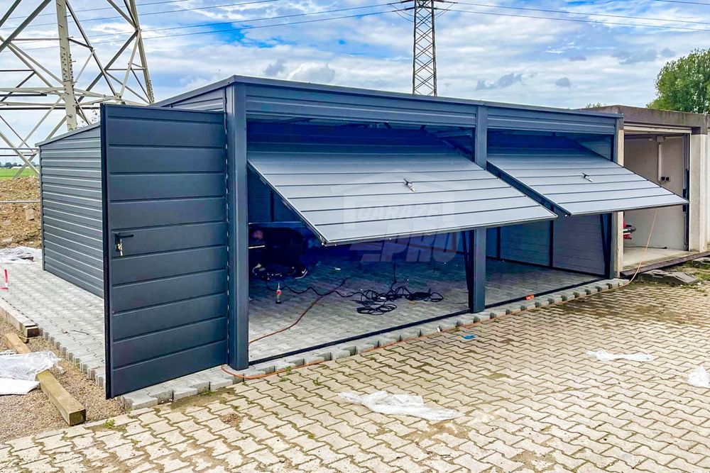 Garaż Blaszany 6x6m 2x Brama Uchylna Drzwi Antracyt dach spad GP413