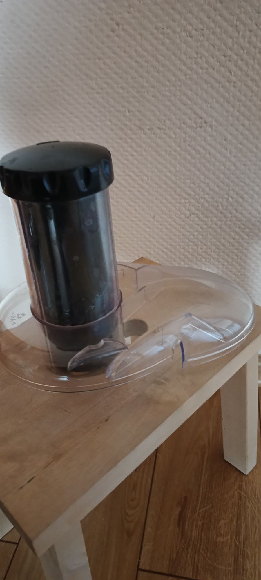 Sokowirówka wysoko obrotowa dwa zakresy prędkości