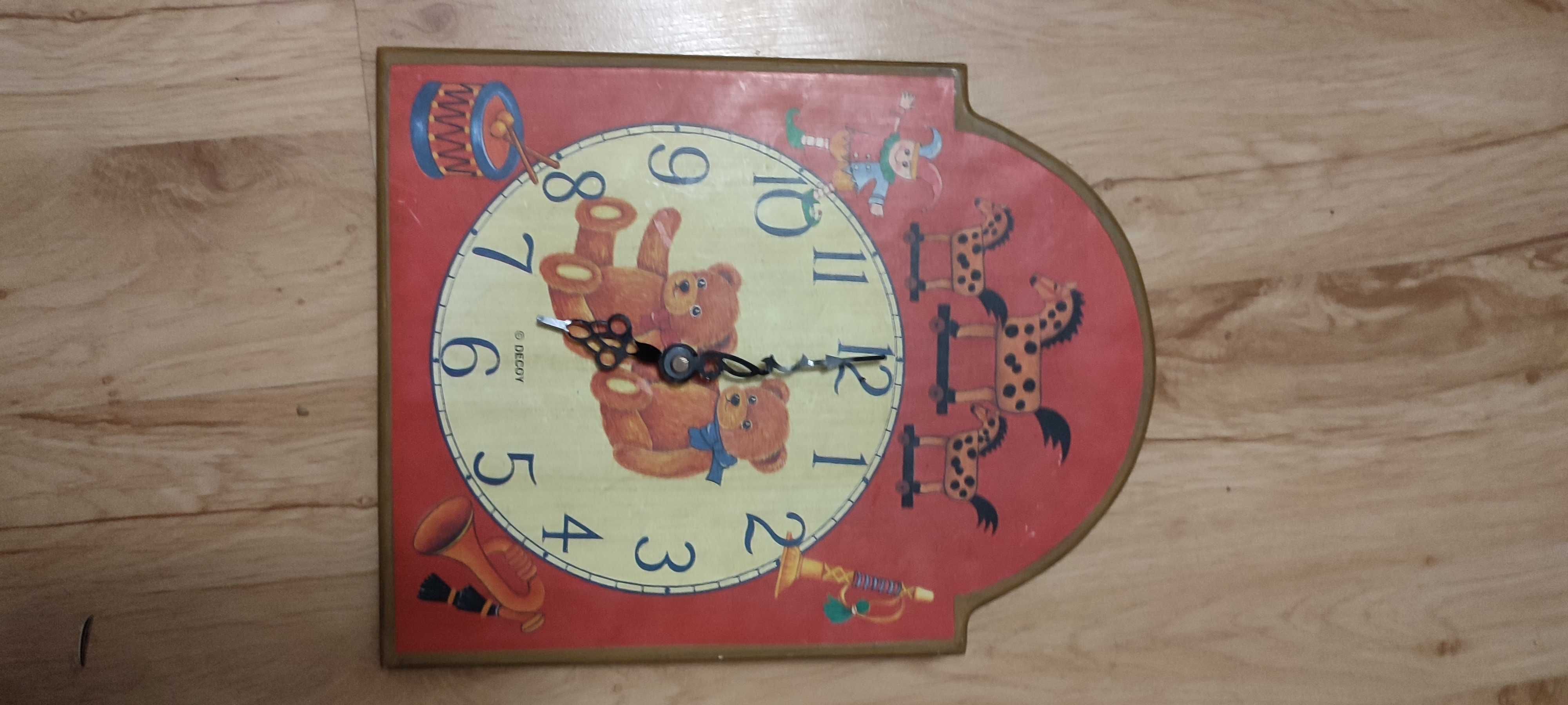 Drewniany Zegar w misie  malowany