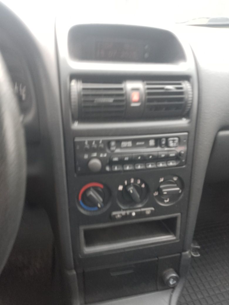 Opel Astra stan idealny klima sprawna