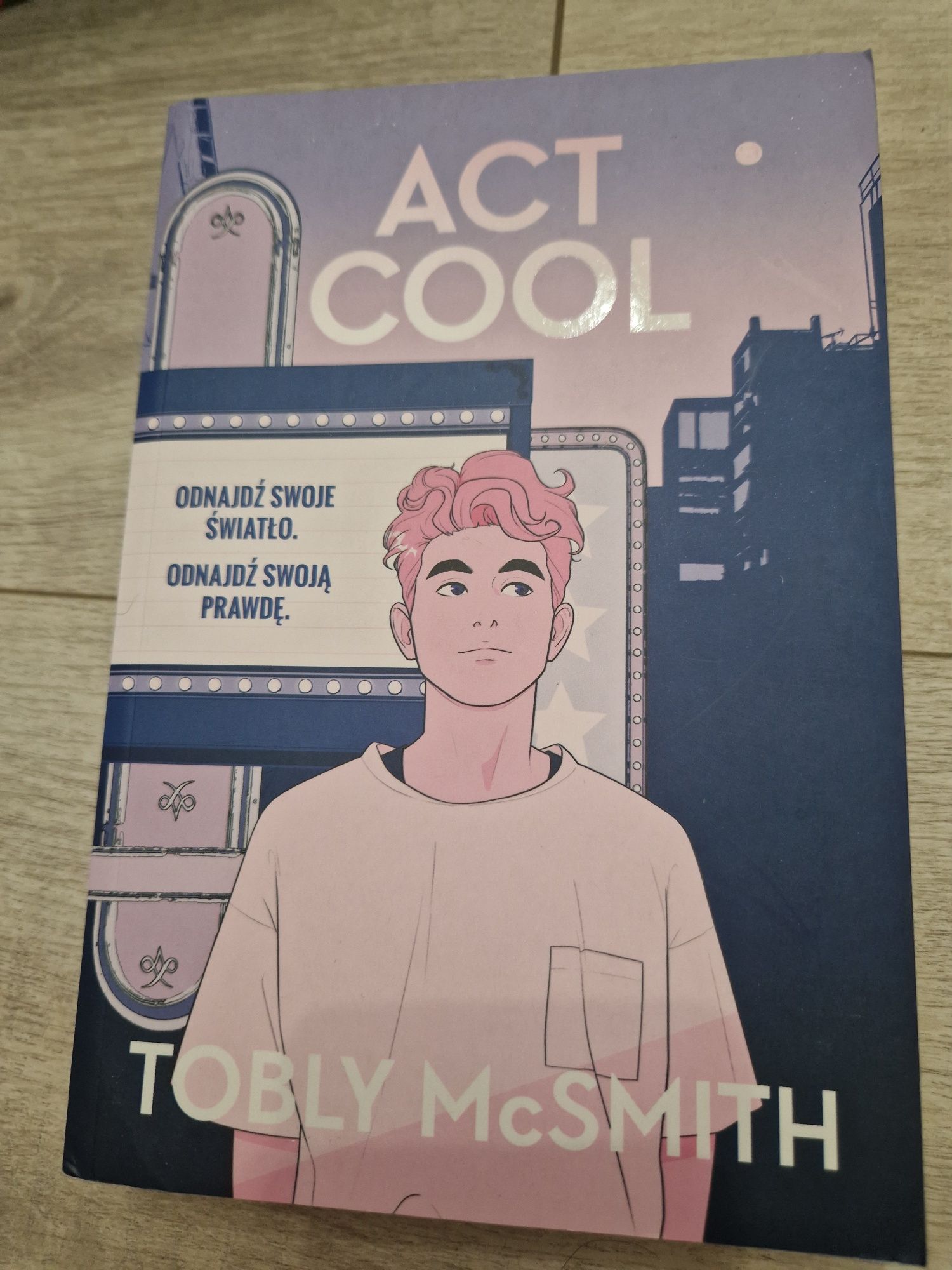 Act cool Tobly McSmith