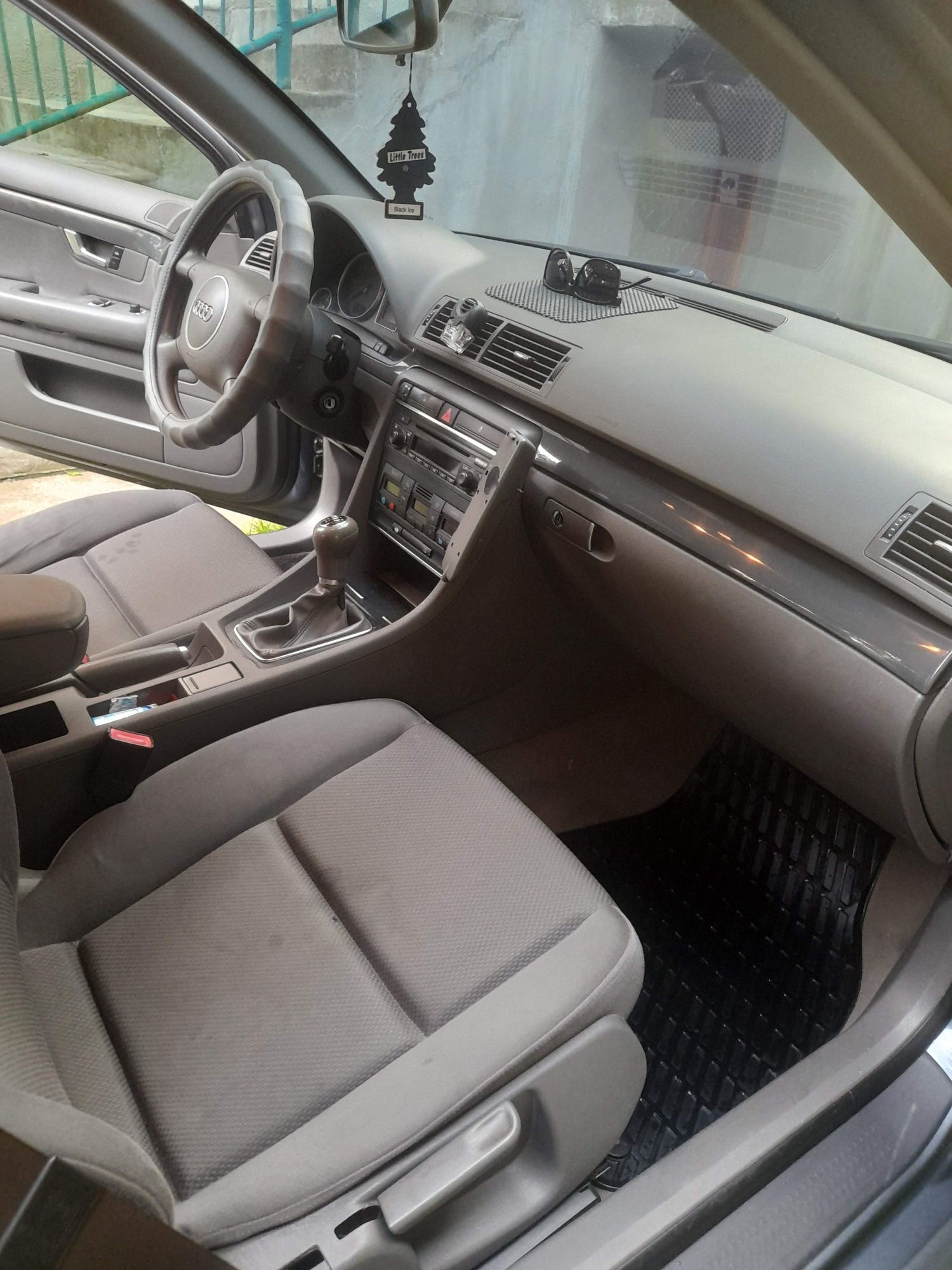 AUDI A4B6 1.9tdi