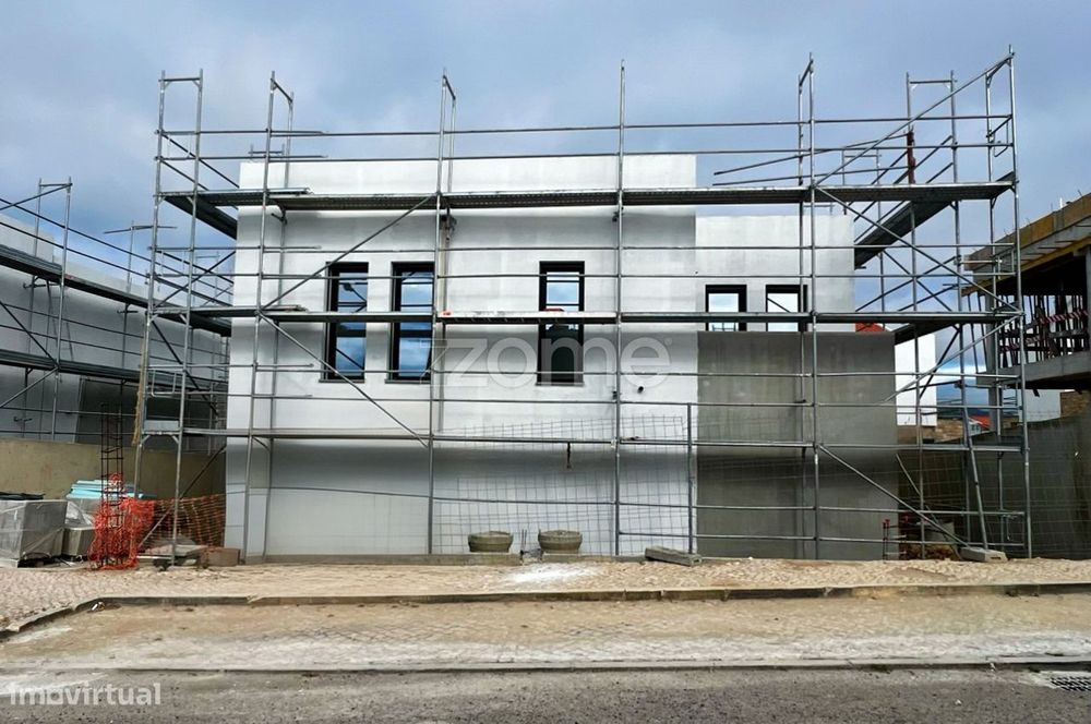 Moradia T4 em Construção em Trajouce - Cascais