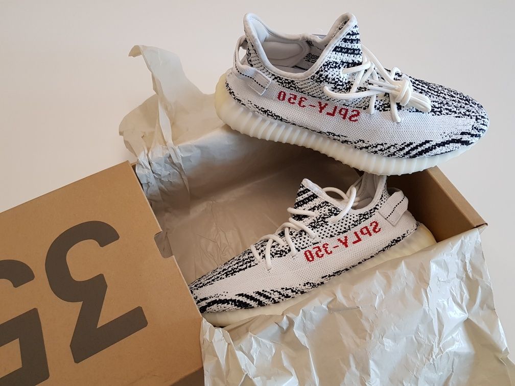 Sapatilhas Adidas Yeezy Boost 350 v2 zebra