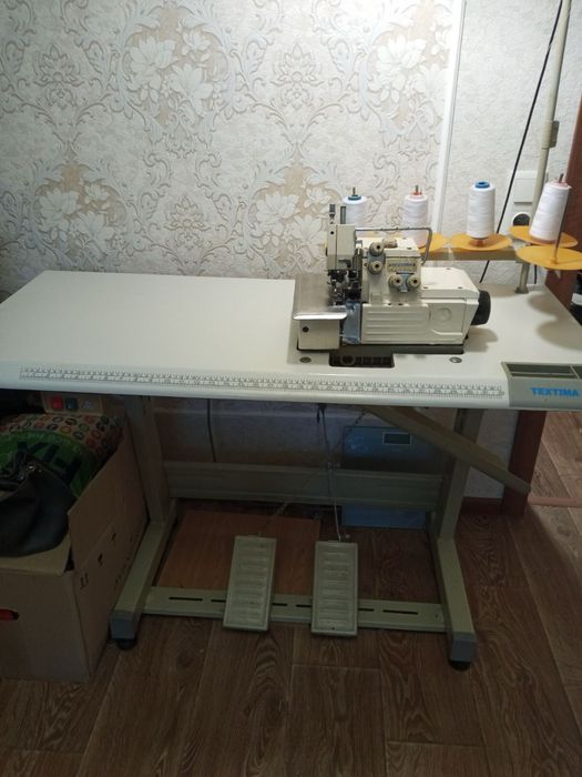 Оверлок TEXTIMA 5-ниточный