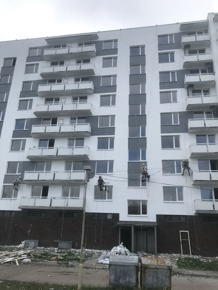 Ремонт панелей, утеплення , герметизация швів , покрівля