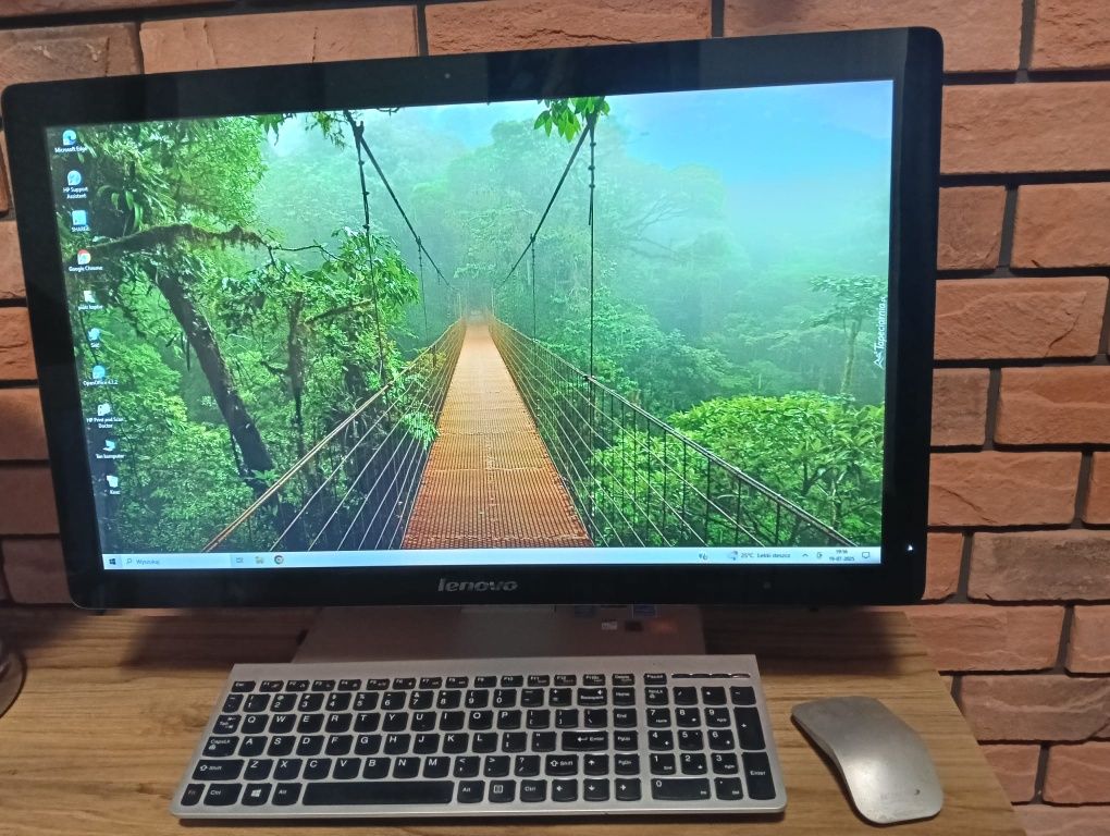 Komputer All in one Lenovo