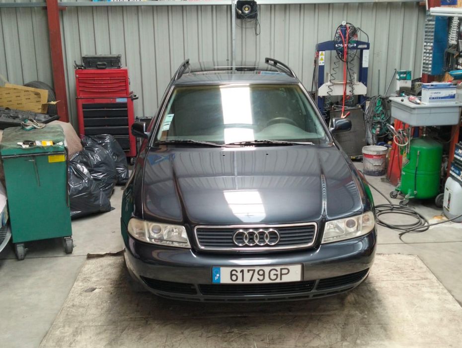 AUDI A4 AVANT 1.9 TDI SPORT