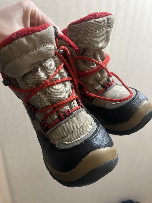 Віддам зимові чобітки для хлопчика, р.23