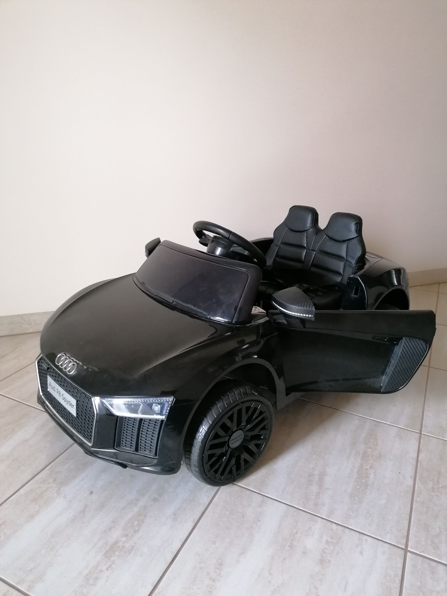 Auto elektryczne Audi R8 Spyder