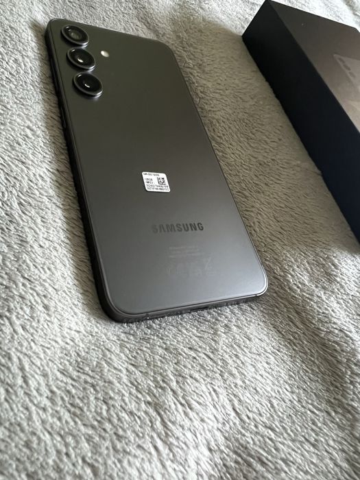 Samsung S24 8/128 SM-S921B/DS