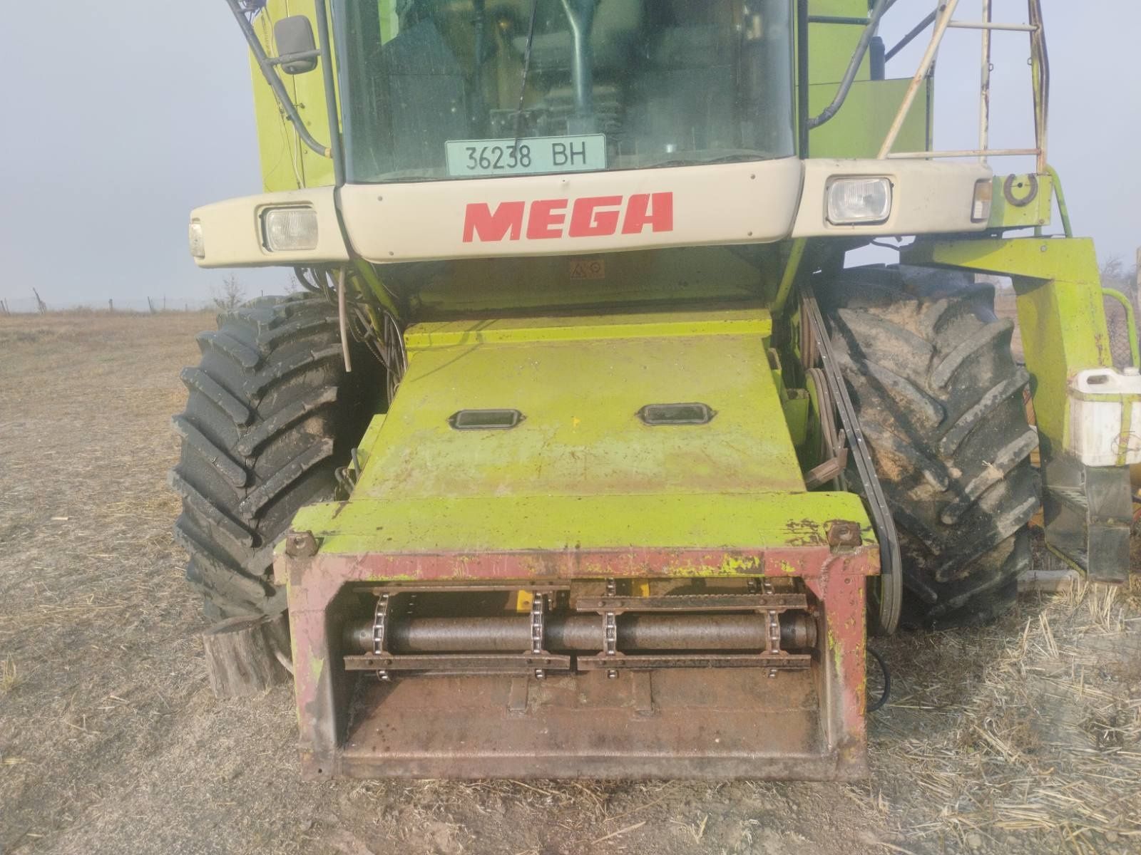 Комбайн Claas Mega 218