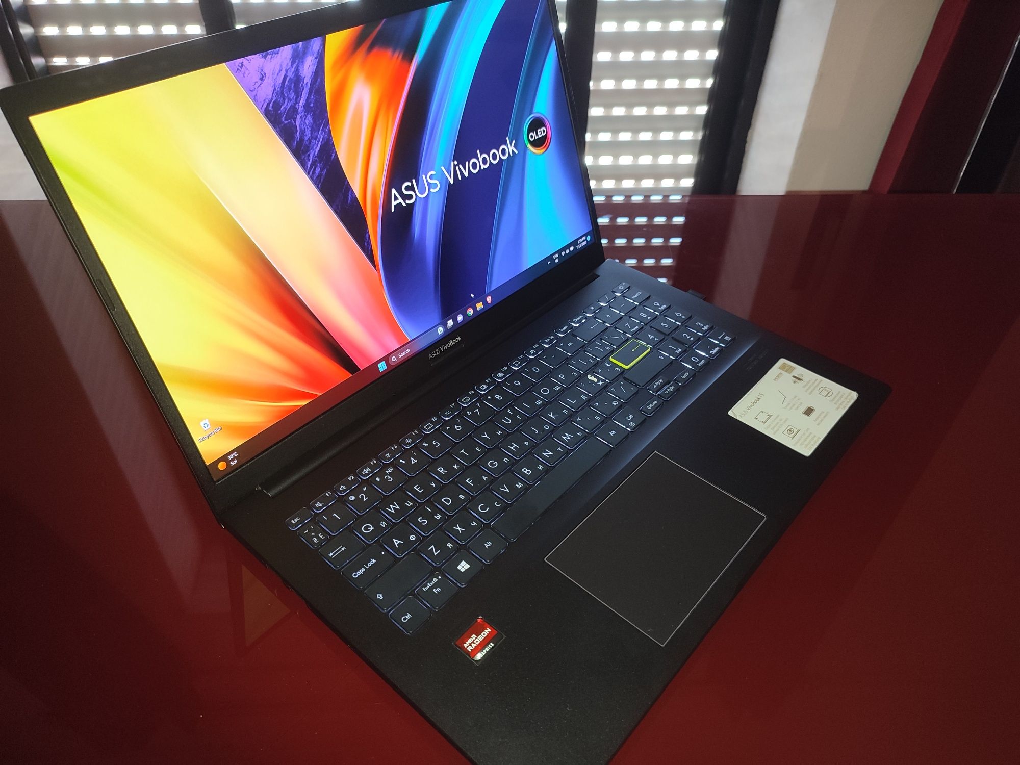 Portátil ASUS Vivobook 15 OLED M513