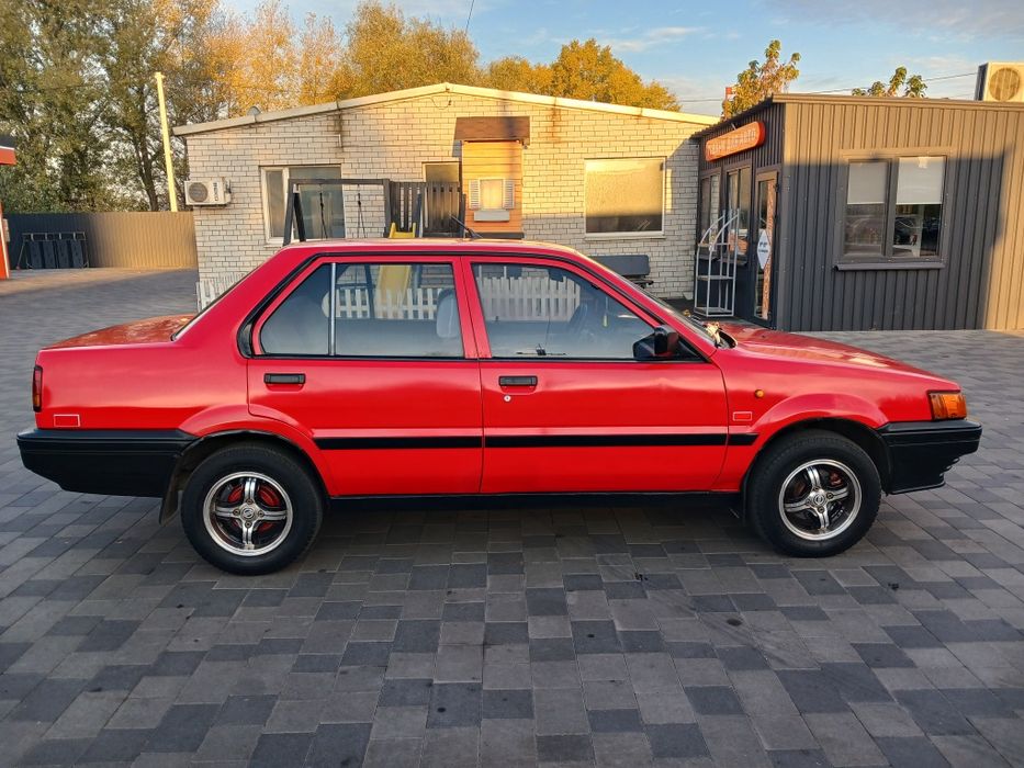 Продам Nissan Sunny 1,6 бензин