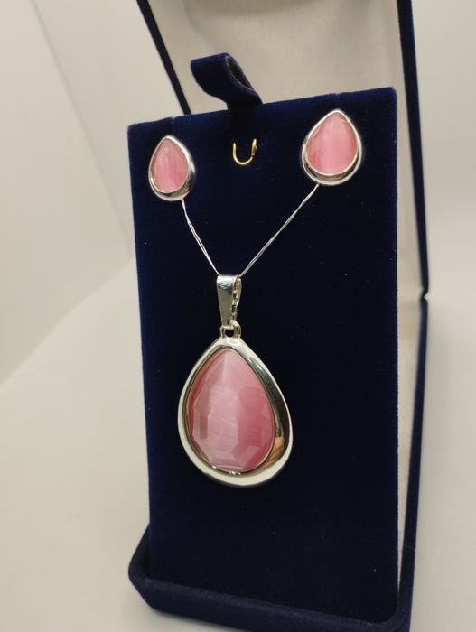 Srebrny komplet z różowym kamieniem, próba 925