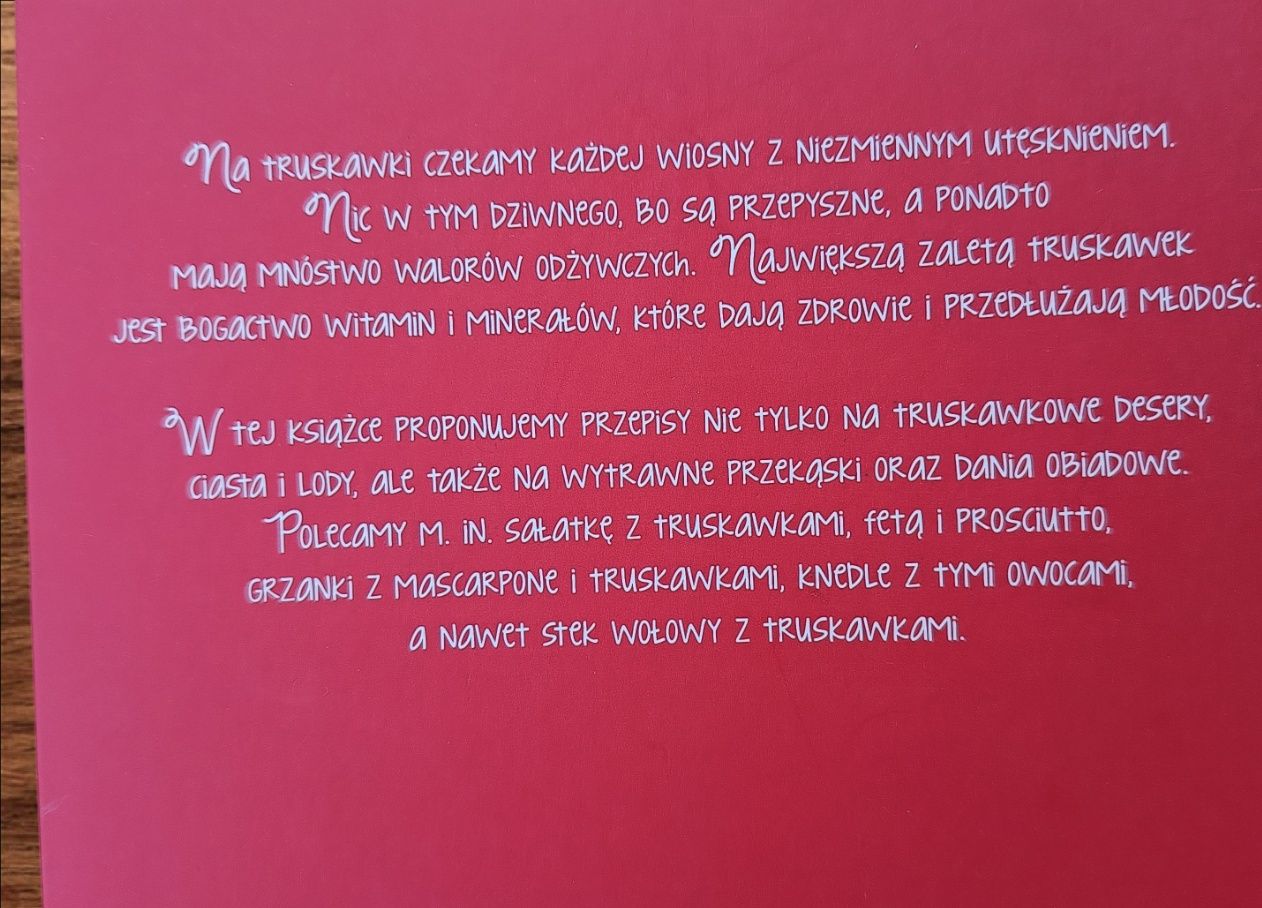 Desery Przepisy "Truskawki" |Seria: Book&Cook