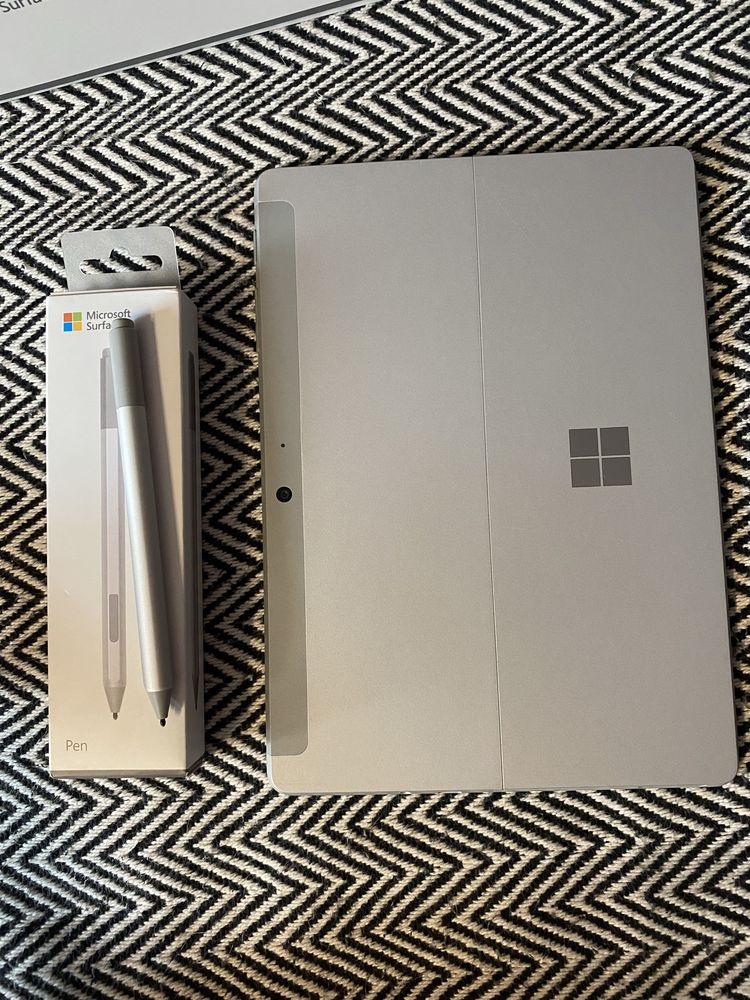 Tablet Microsoft Surface Go 3 + Pen