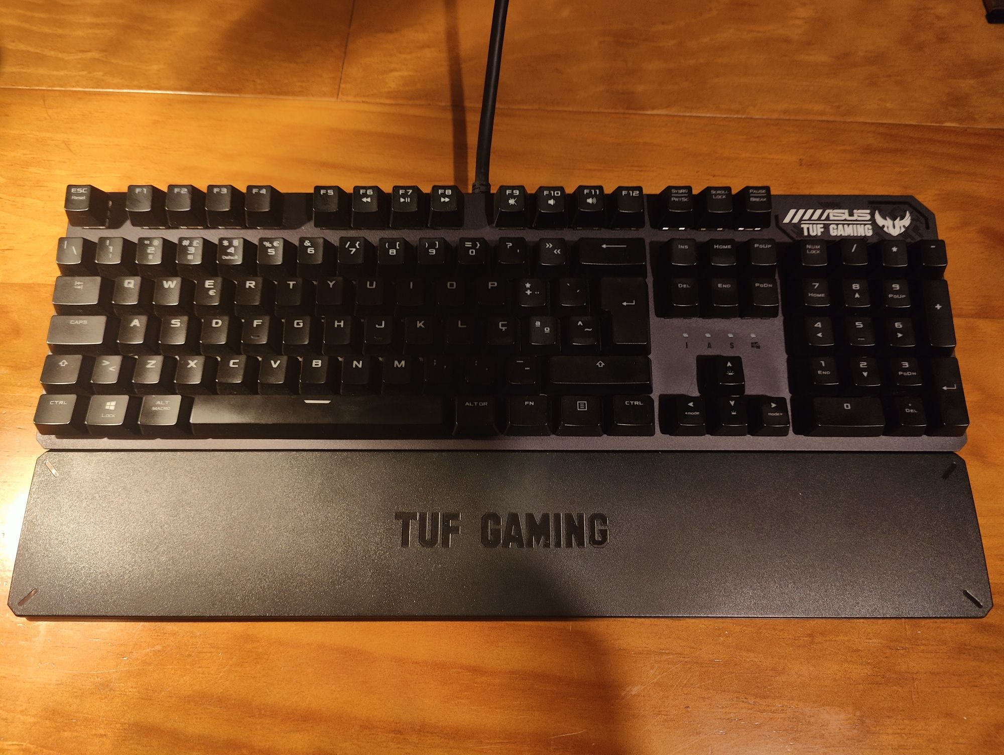 Asus TUF Gaming K3 RGB - Blue Switch