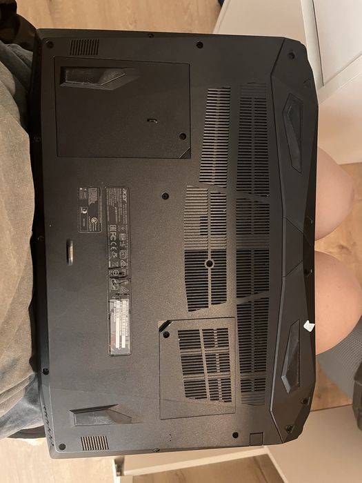 Acer Nitro 5 AN515-42 AMD Ryzen 5