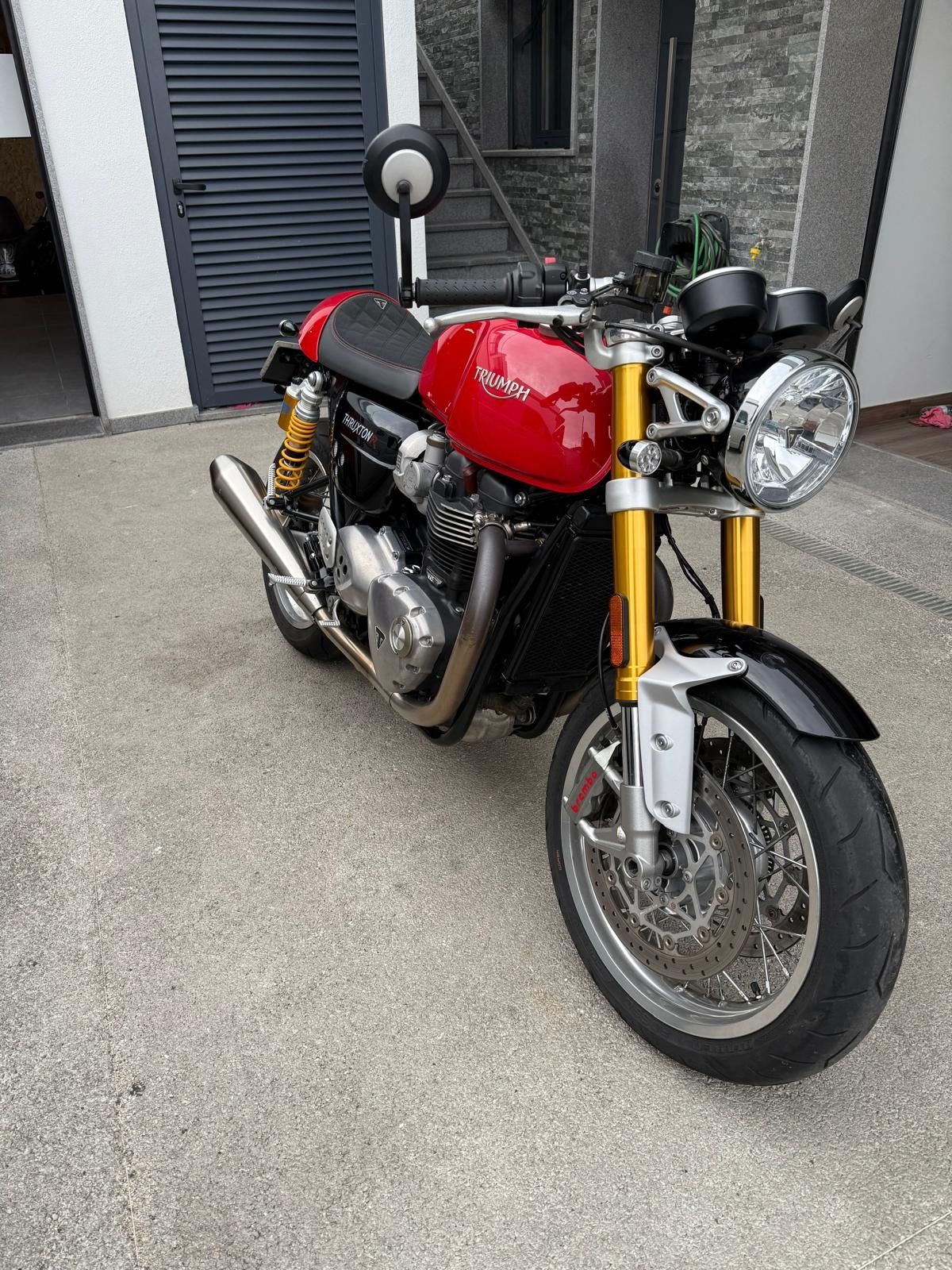 Triumph Thruxton R