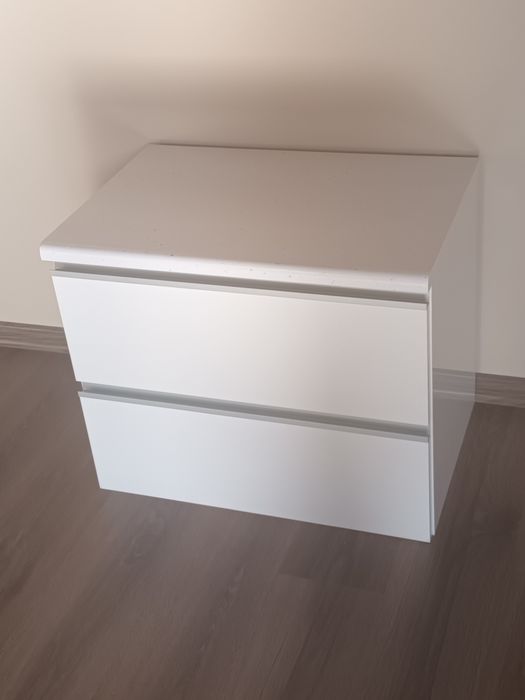 Sprzedam szafkę łazienkową