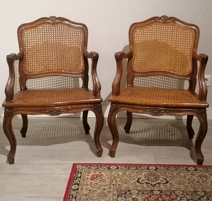 Par pequenas Bergeres de Lareira (Cadeirões Cadeiras) Luís XV Palhinha