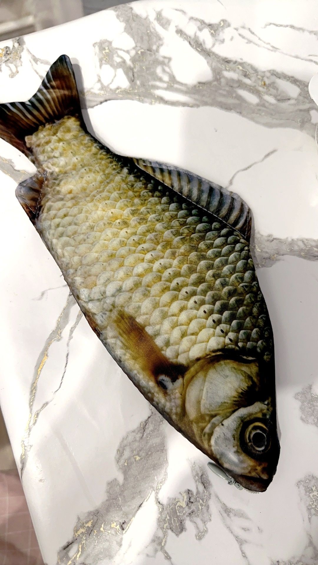 Пенал реалістична риба 3Д Карась+ручка риба в подарунок