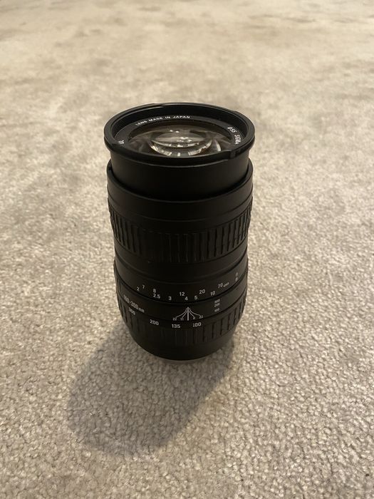 Obiektyw sigma 100-300mm f/ 4.5-6.7